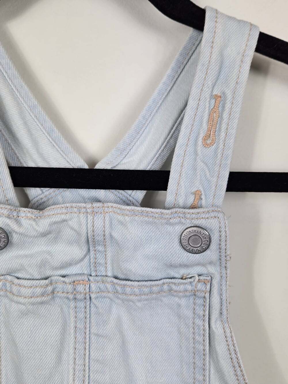 Old Navy Girls Light Wash Denim Shortalls Overalls XS 5 Distressed Summer - Picture 3 of 9